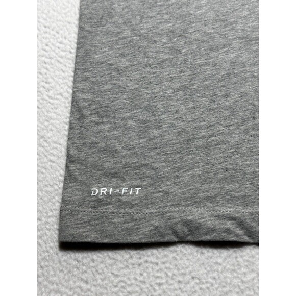 Milwaukee Bucks Nike Tee Shirt Dri-Fit NBA Basketball Hoop Logo Gray Size Medium - Picture 3 of 9